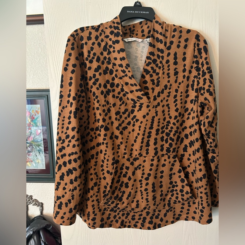 Isaac Mizrahi top in leopard Large - Picture 2 of 3